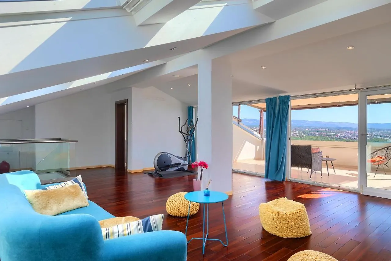 Apartments Villa Kelly Matulji
