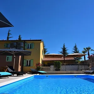 Letorina And With Pool Matulji